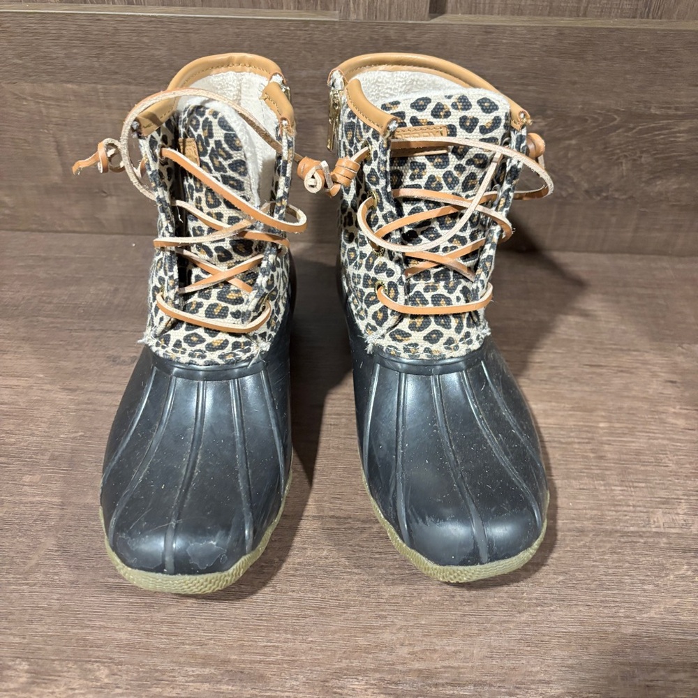 Sperry Kids saltwater Boots size 2